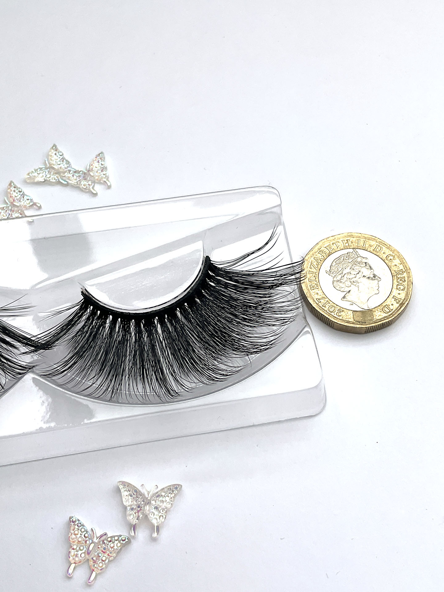 Danita Black 20mm Medium False Lashes - Image 6